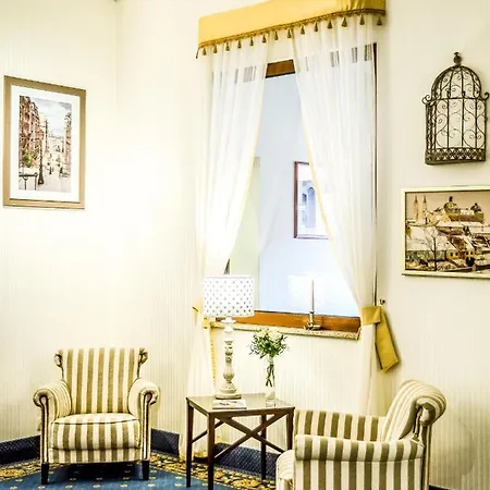 Hotel Stara Garbarnia Bed & Breakfast 3*