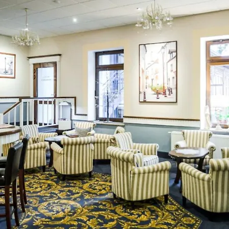 Hotel Stara Garbarnia 3*