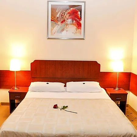 Stara Garbarnia 3*